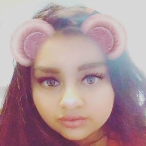 Meet your Posher, Marissa